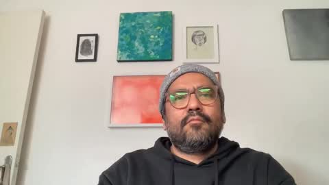 Snapshot of toymex chatting on 11/10/25, 07:02 toymex online show from 11/10/25, 07:02