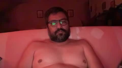 Snapshot of toymex chatting on 12/05/25, 02:53 toymex online show from 12/05/25, 02:53