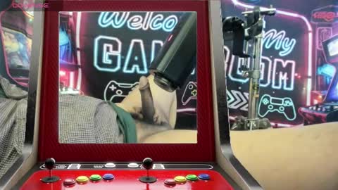 Snapshot of toysformycock chatting on 12/28/24, 07:55 ToysForMyCock online show from 12/28/24, 07:55