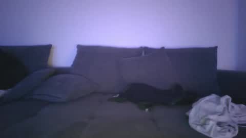 Snapshot of toyy_boy chatting on 12/16/24, 05:43 Tim online show from 12/16/24, 05:43