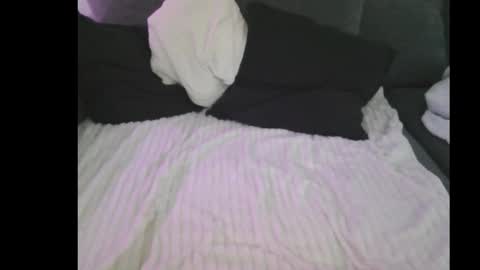 Snapshot of toyy_boy chatting on 12/05/25, 05:31 Tim online show from 12/05/25, 05:31