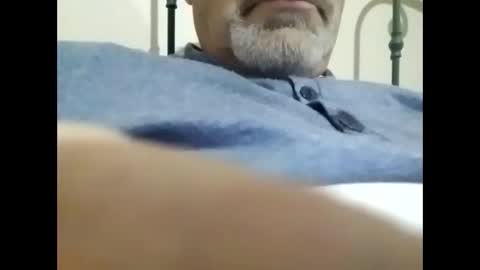 Snapshot of tra649167 chatting on 01/16/25, 10:34 tra649167 online show from 01/16/25, 10:34