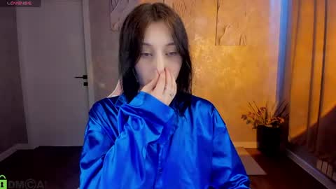 tracey_gill online show from 06/10/26, 09:08