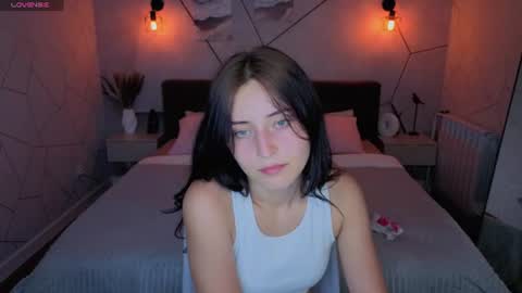 tracey_gill online show from 06/26/26, 09:14