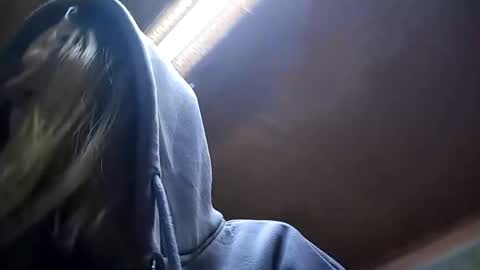 Snapshot of traciekuchto chatting on 12/02/25, 09:10 Ruby online show from 12/02/25, 09:10