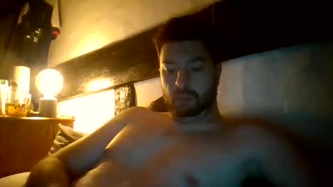 tractorboy2717300440 online show from 01/15/25, 08:09