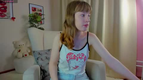 tracy_aww online show from 02/10/26, 07:23