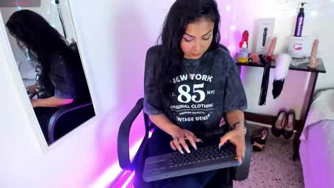 tracy online show from 10/19/25, 03:51