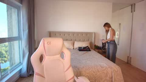 Tracy GMT2 Mon 3 AM - 4 PM Tue 3 AM - 4 PM Wed 3 AM - 4 PM Thur 3 AM - 4 PM Fri 3 AM - 4 PM online show from 07/09/26, 11:03