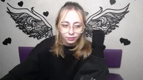 TracyLeeBB online show from 12/01/25, 11:48