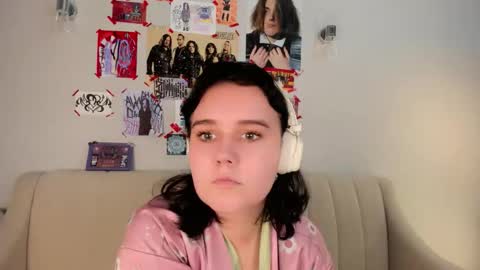 Call me Tracy online show from 12/05/25, 03:09