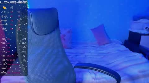 Kate online show from 09/23/25, 06:27