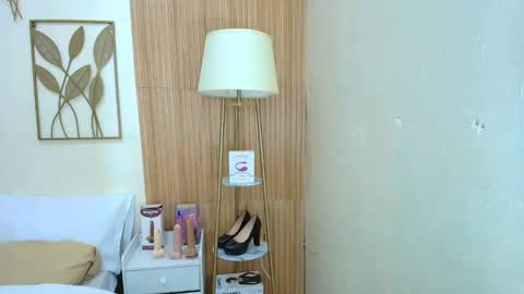 Snapshot of tranene_jian chatting on 02/28/25, 05:48 JIAN online show from 02/28/25, 05:48