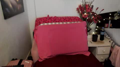 Snapshot of transagera chatting on 02/23/26, 05:16 TransAgera online show from 02/23/26, 05:16