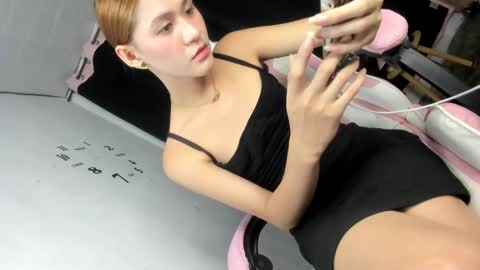 Rhiane online show from 02/12/25, 02:32