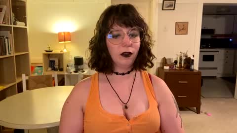 Snapshot of transcumchalice chatting on 09/13/25, 01:49 Mercy online show from 09/13/25, 01:49