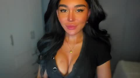 ALMIGHTY GODDESS VALENTINA online show from 12/24/24, 06:44