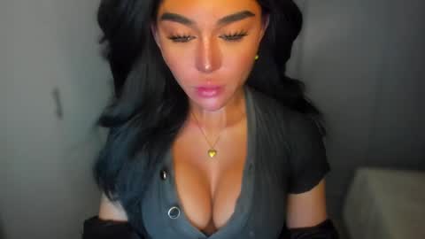 ALMIGHTY GODDESS VALENTINA online show from 12/29/24, 09:41