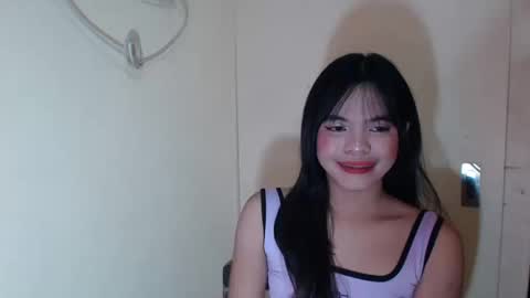 transpinay_kimxxx online show from 12/17/25, 11:44