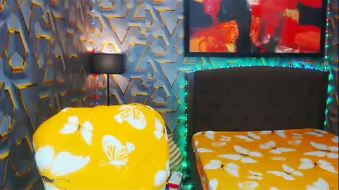 Snapshot of transplayfullolivia chatting on 01/13/25, 08:05 KYLIE BELLA  TS online show from 01/13/25, 08:05