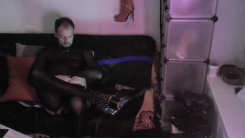 Snapshot of travanale chatting on 03/05/25, 02:36 travanale online show from 03/05/25, 02:36