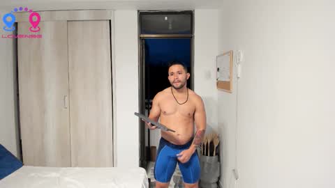 Snapshot of travis_bakerr chatting on 11/29/25, 10:57 travis bakerr online show from 11/29/25, 10:57