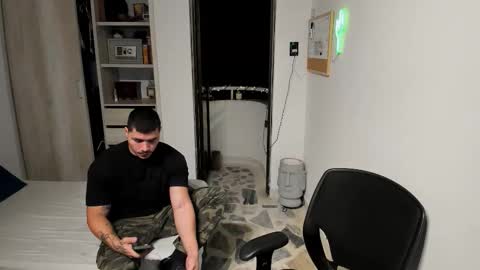 Snapshot of travis_bakerr chatting on 02/27/26, 12:21 travis bakerr online show from 02/27/26, 12:21