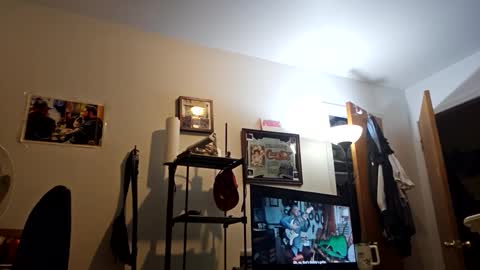 Snapshot of traxxxman1 chatting on 11/05/25, 02:33 traxxxman1 online show from 11/05/25, 02:33