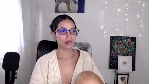 Emily online show from 12/22/25, 07:44