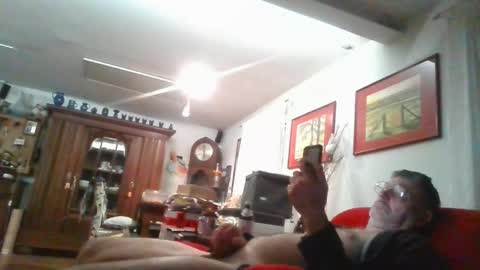 Snapshot of trebgeis1 chatting on 11/01/25, 04:03 trebgeis1 online show from 11/01/25, 04:03