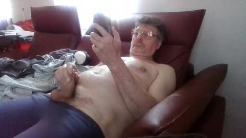 trebgeis1 online show from 04/28/26, 04:34