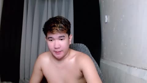 Snapshot of trebz_01 chatting on 05/31/26, 06:42 trebz_01 online show from 05/31/26, 06:42
