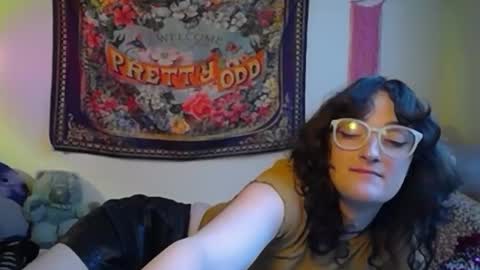 Snapshot of treecups chatting on 09/16/25, 09:16 treecups online show from 09/16/25, 09:16