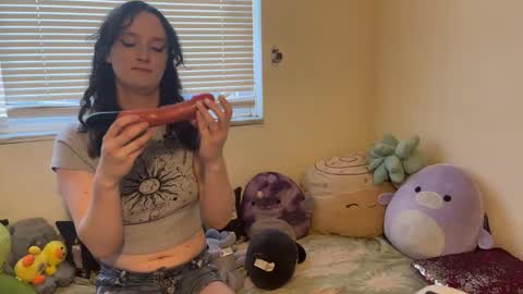 Snapshot of treecups chatting on 02/27/26, 10:43 treecups online show from 02/27/26, 10:43