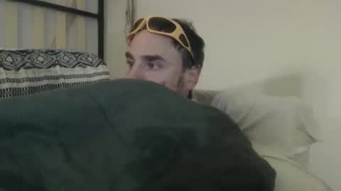 Snapshot of treehuggerhemp chatting on 11/13/25, 04:11 TreeHugger queer online show from 11/13/25, 04:11