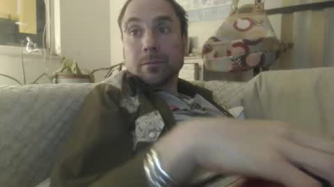 Snapshot of treehuggerhemp chatting on 12/05/25, 07:50 TreeHugger queer online show from 12/05/25, 07:50