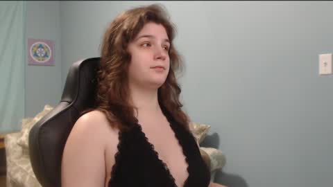 TreeJeanne online show from 01/01/25, 05:33