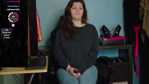 TreeJeanne online show from 10/27/25, 12:42