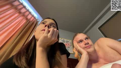 Snapshot of treezyny chatting on 02/27/25, 07:23 Sarah And Jon online show from 02/27/25, 07:23