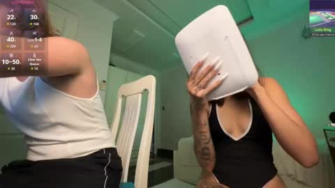 Sarah And Jon online show from 03/13/26, 07:37