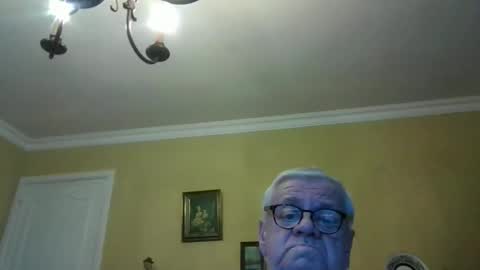 Snapshot of trekbeestje1 chatting on 02/04/26, 04:24 trekbeestje online show from 02/04/26, 04:24