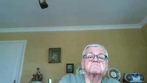 Snapshot of trekbeestje1 chatting on 02/06/26, 10:51 trekbeestje online show from 02/06/26, 10:51