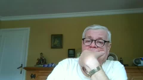 Snapshot of trekbeestje1 chatting on 02/11/26, 09:47 trekbeestje online show from 02/11/26, 09:47