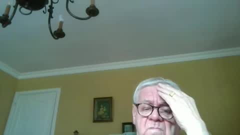 Snapshot of trekbeestje1 chatting on 02/19/26, 10:00 trekbeestje online show from 02/19/26, 10:00