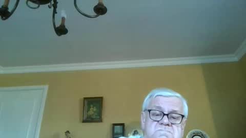 Snapshot of trekbeestje1 chatting on 03/02/26, 04:47 trekbeestje online show from 03/02/26, 04:47