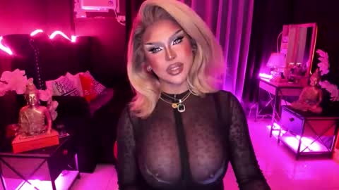 Jade online show from 11/25/25, 09:31