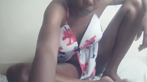 Snapshot of tresyamber chatting on 05/29/26, 05:49 tresyamber online show from 05/29/26, 05:49