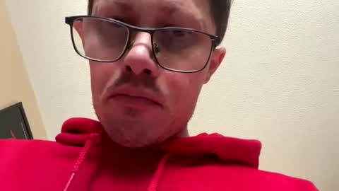 Snapshot of trevgrad08 chatting on 01/01/25, 08:26 Mystic allusion online show from 01/01/25, 08:26