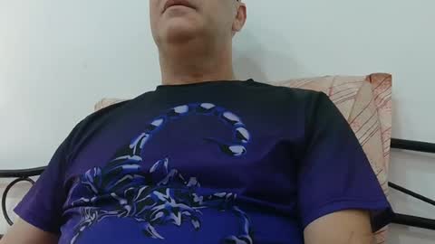 Snapshot of trevido4u chatting on 07/20/26, 01:53 trevido4u online show from 07/20/26, 01:53