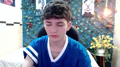 Snapshot of trevor_mob chatting on 06/26/26, 02:54 trevor_mob online show from 06/26/26, 02:54